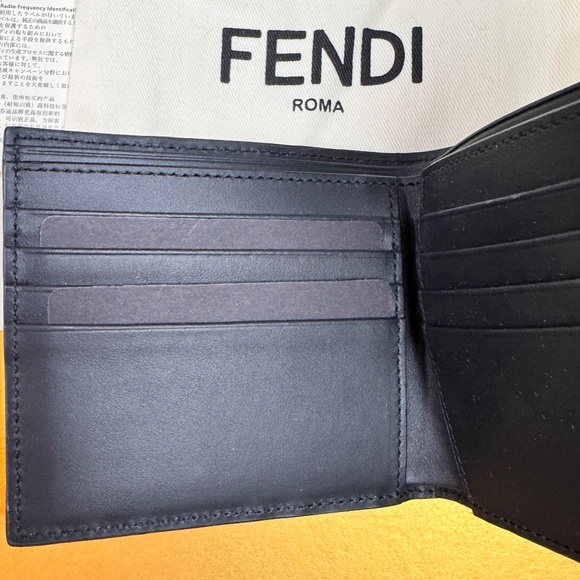 NWT Fendi Men's FF Zucca Embossed Bi-Fold Wallet w Dust Bag & Box - Picture 4 of 11